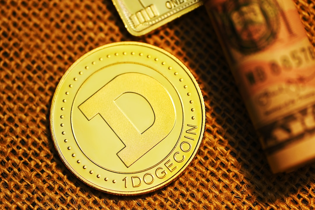 Dogecoin метит в $5: аналитик увидел в графике знакомый паттерн