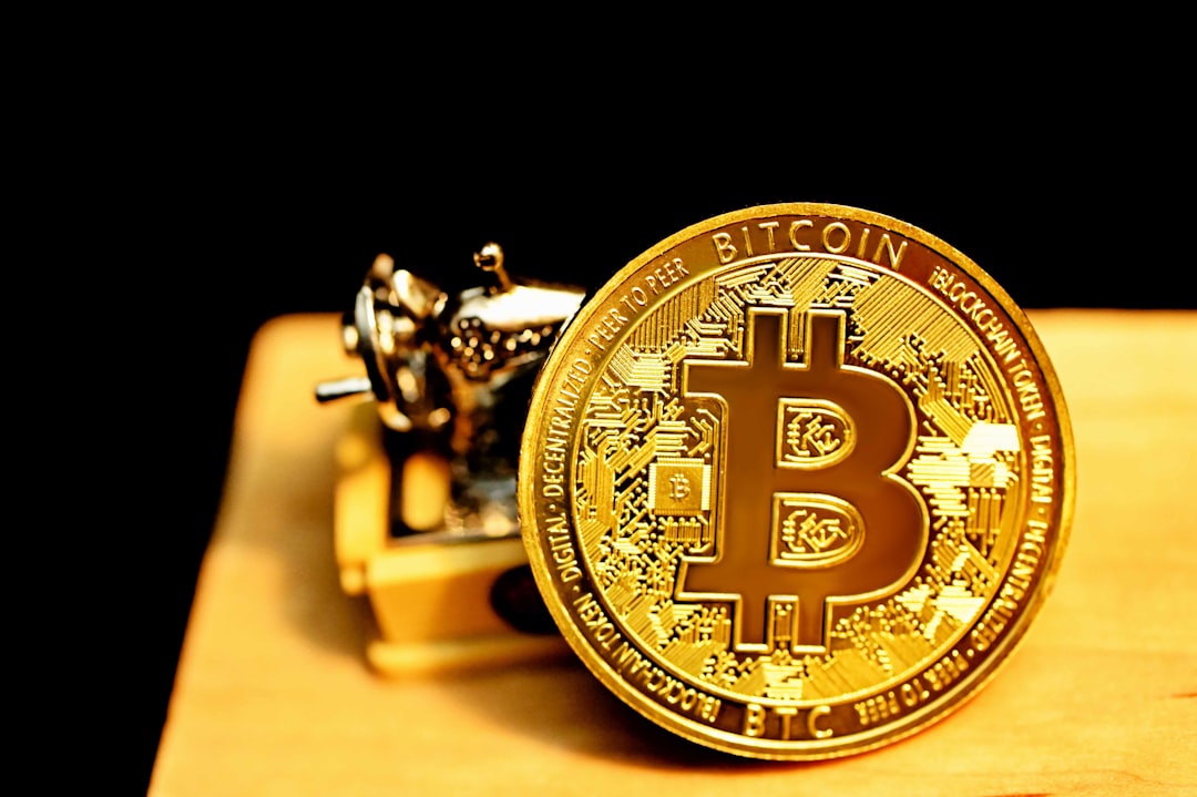 Биткоин-киты теряют $200 млн в день на фоне растущего страха на рынке