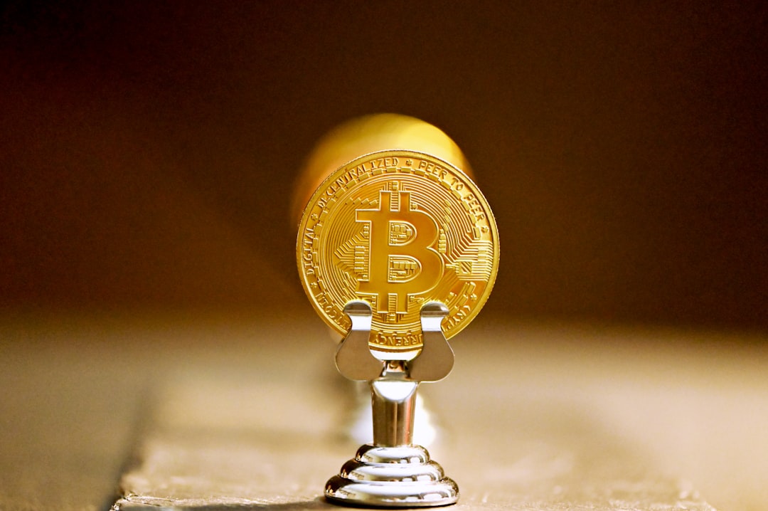 Биткоин-резервы Trump Media снова тают: 2 650 BTC ушли на Crypto.com