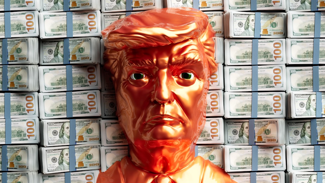 Трамп назвал Пауэлла «катастрофой» и опубликовал мем с его падением в мусорный бак